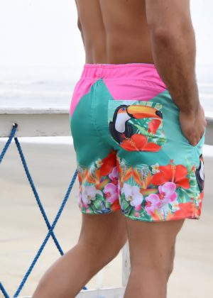Short Masculino Tropicália